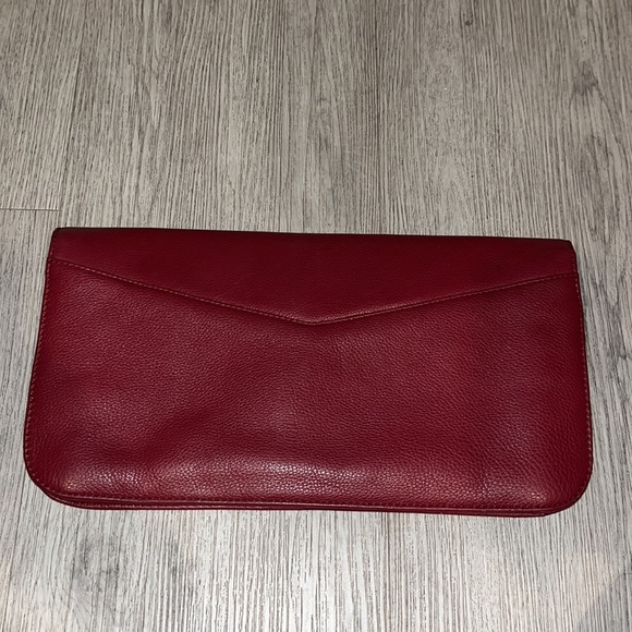 Ike new Marc By Marc Jacobs large clutch. - Picture 4 of 11